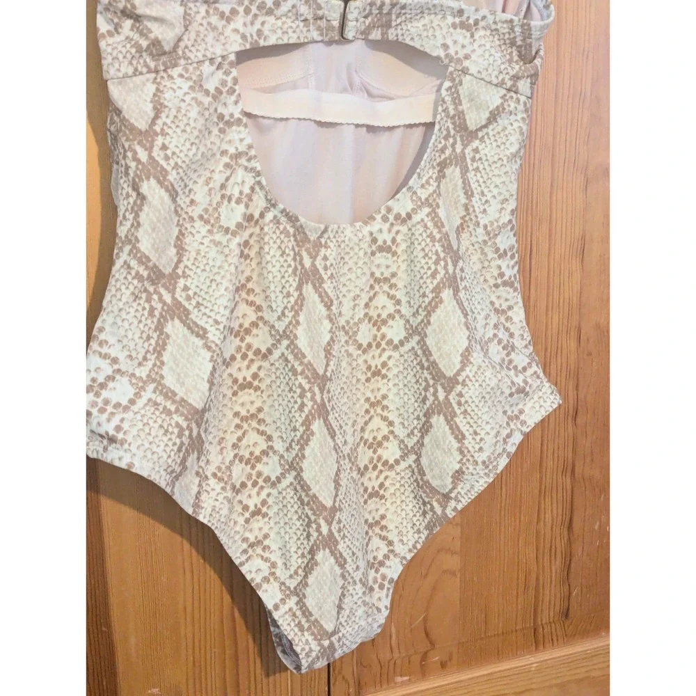 Kona Sol Women's L One Piece Swimsuit Square Neck Snakeskin Print Ruched